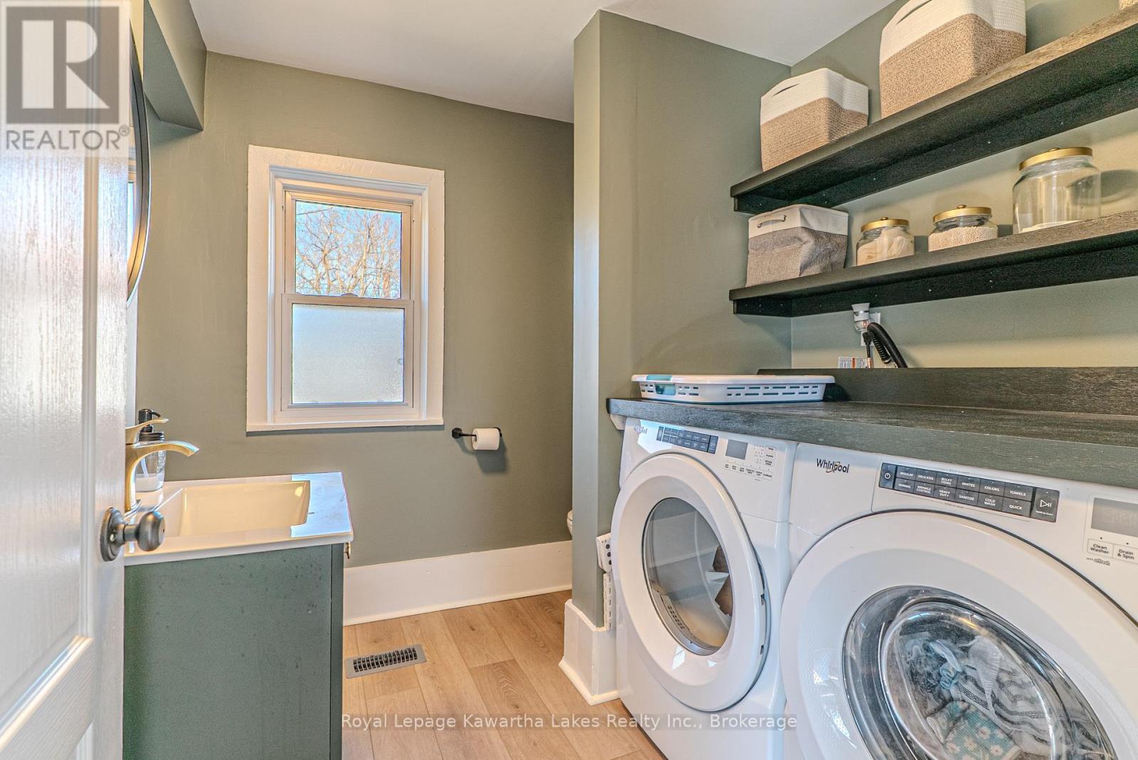 14 KING STREET W - 16