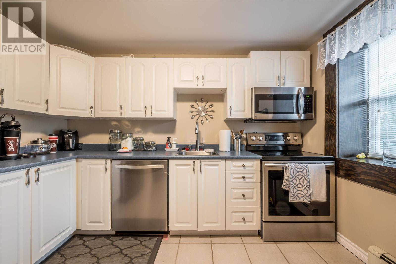 790 King Street - 19