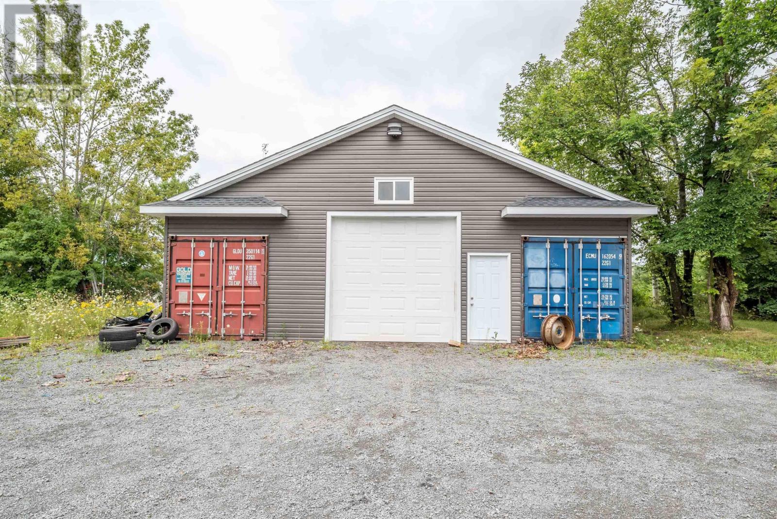 790 King Street - 35