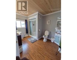 63 Laurentian Avenue thumbnail 8