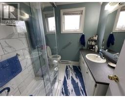 32 Crockers Hill thumbnail 12