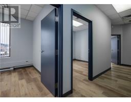 136 Crosbie Road thumbnail 15