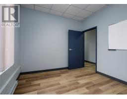 136 Crosbie Road thumbnail 17