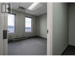 136 Crosbie Road thumbnail 32