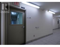 136 Crosbie Road thumbnail 34