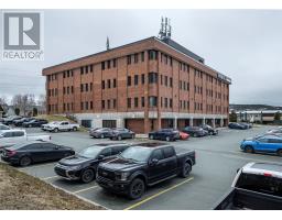 136 Crosbie Road thumbnail 38