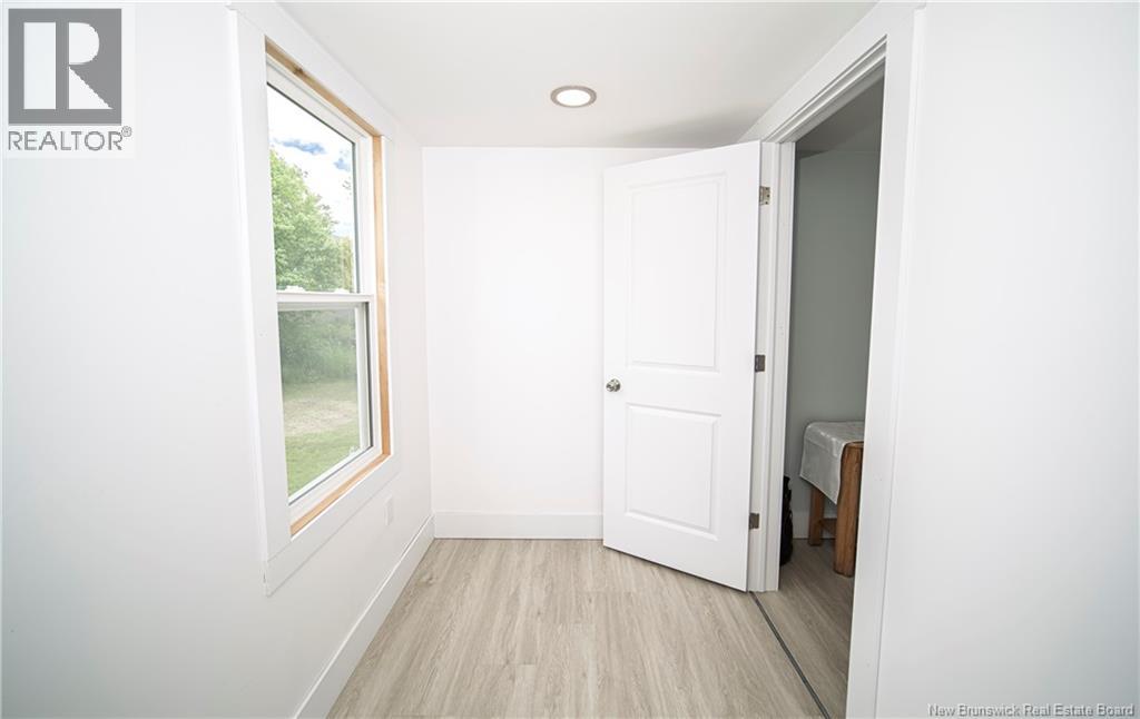 849 Route 105 - Image 25