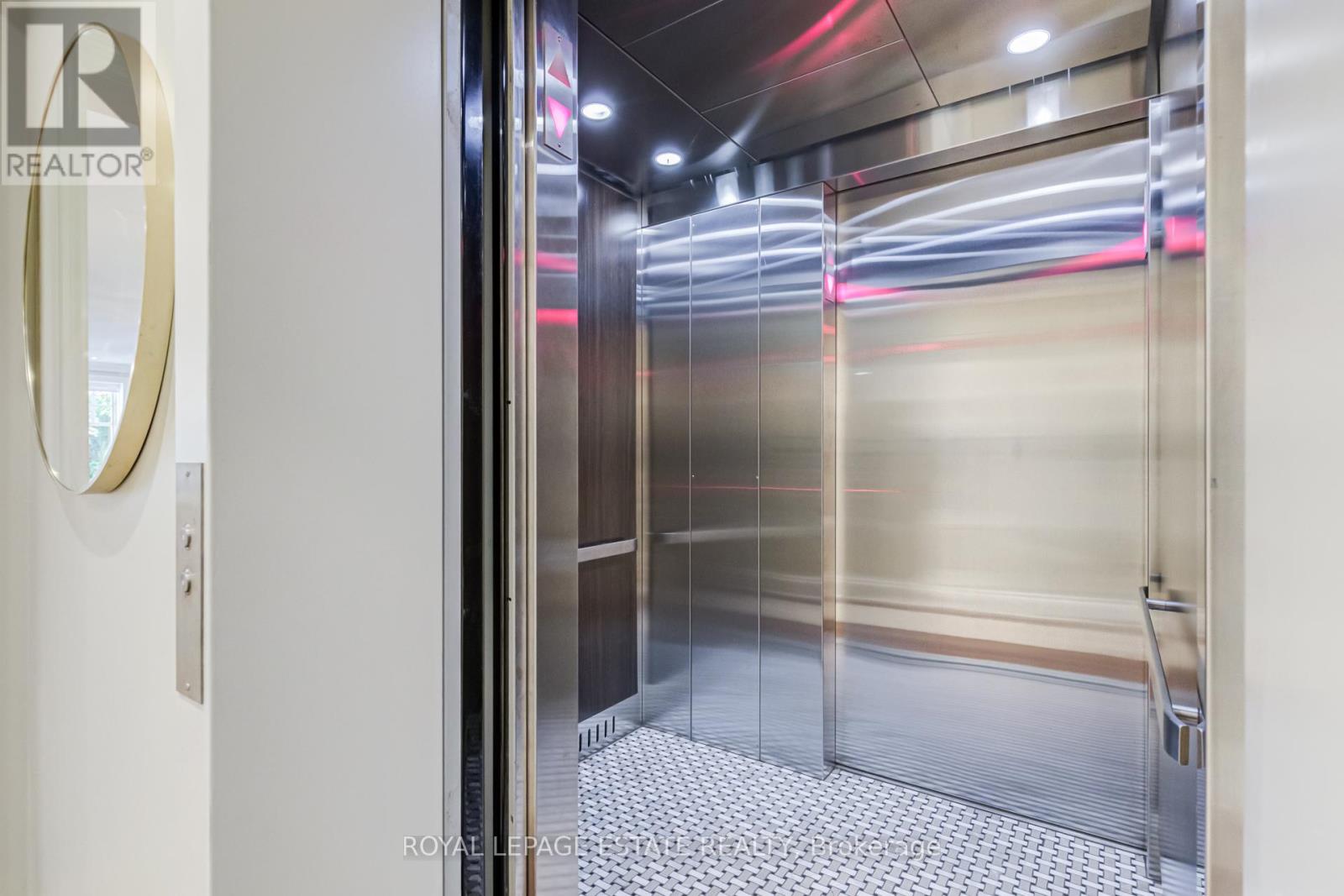 #1D 319 LONSDALE ROAD - 22
