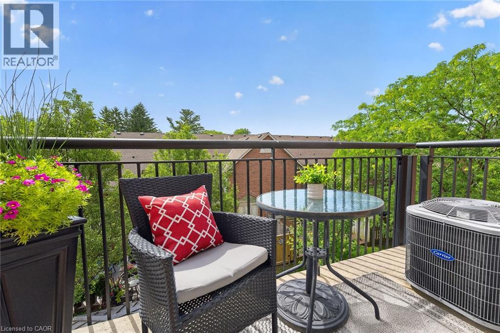 #315 262 DUNDAS Street E - 22