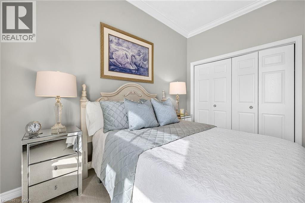 #315 262 DUNDAS Street E - 27