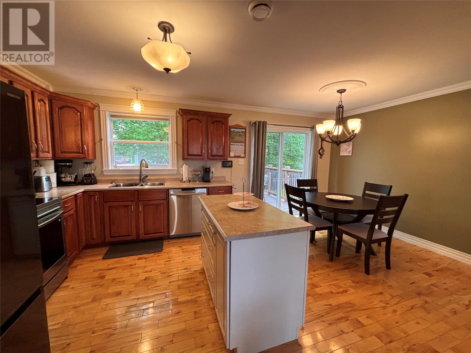 5 Oakes Road - 14