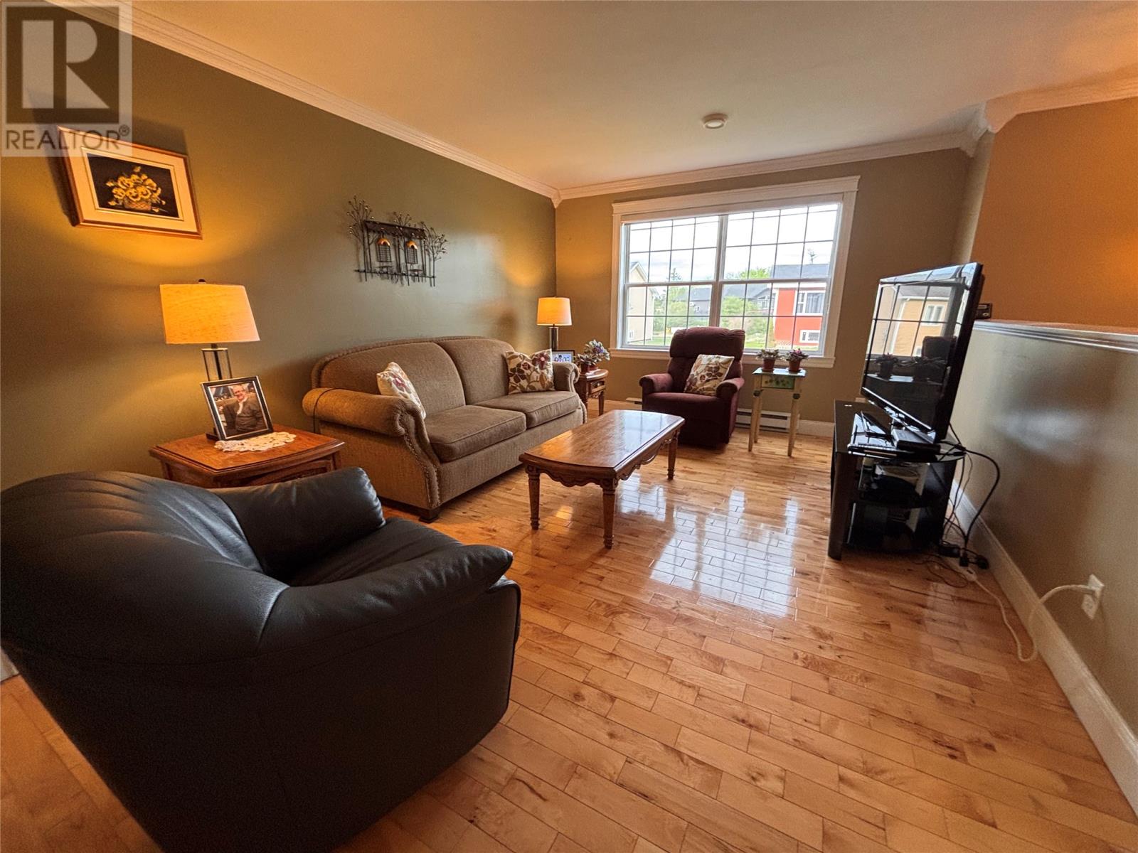 5 Oakes Road - 11