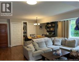 440 Woolastook Drive, photo 5
