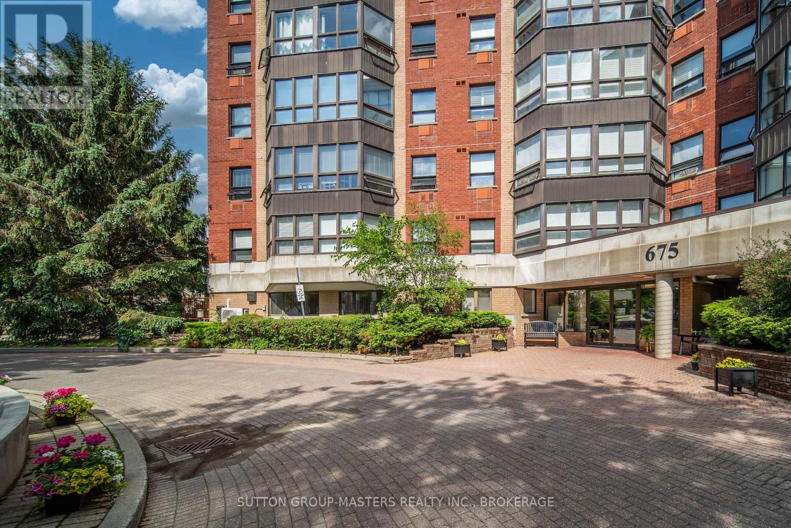 #611 675 DAVIS DRIVE - 3