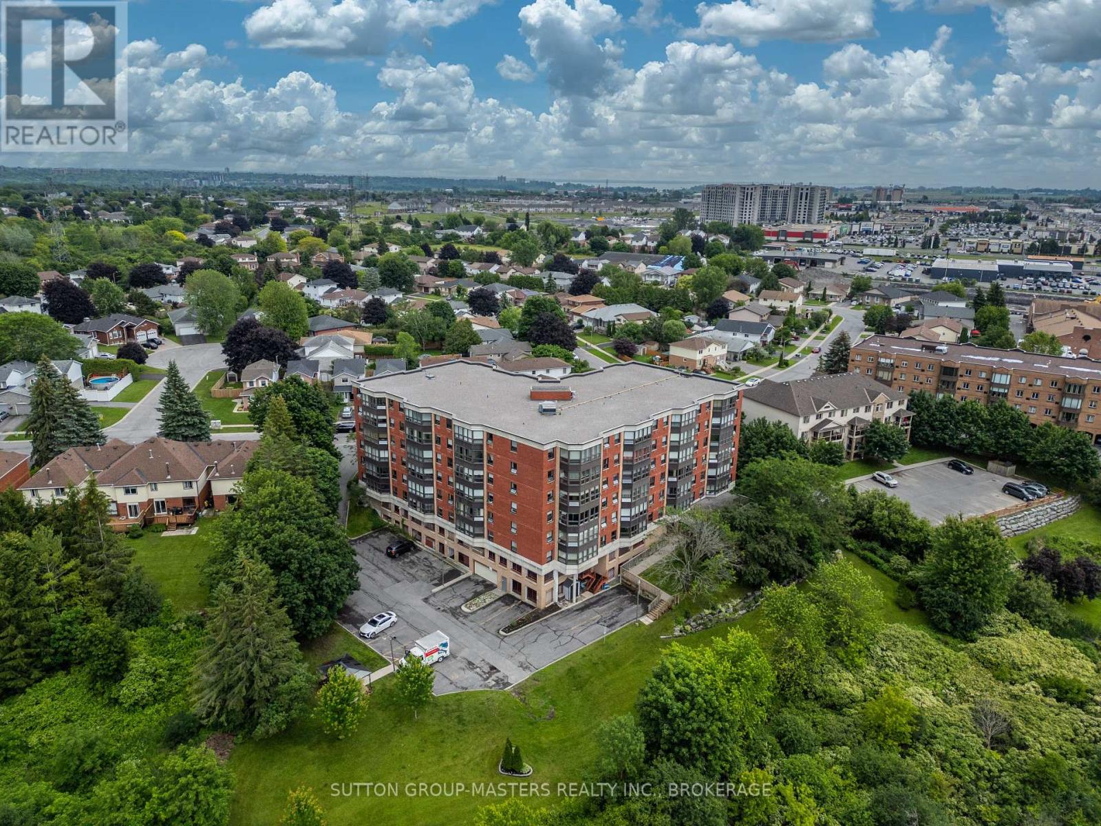 #611 675 DAVIS DRIVE - 31