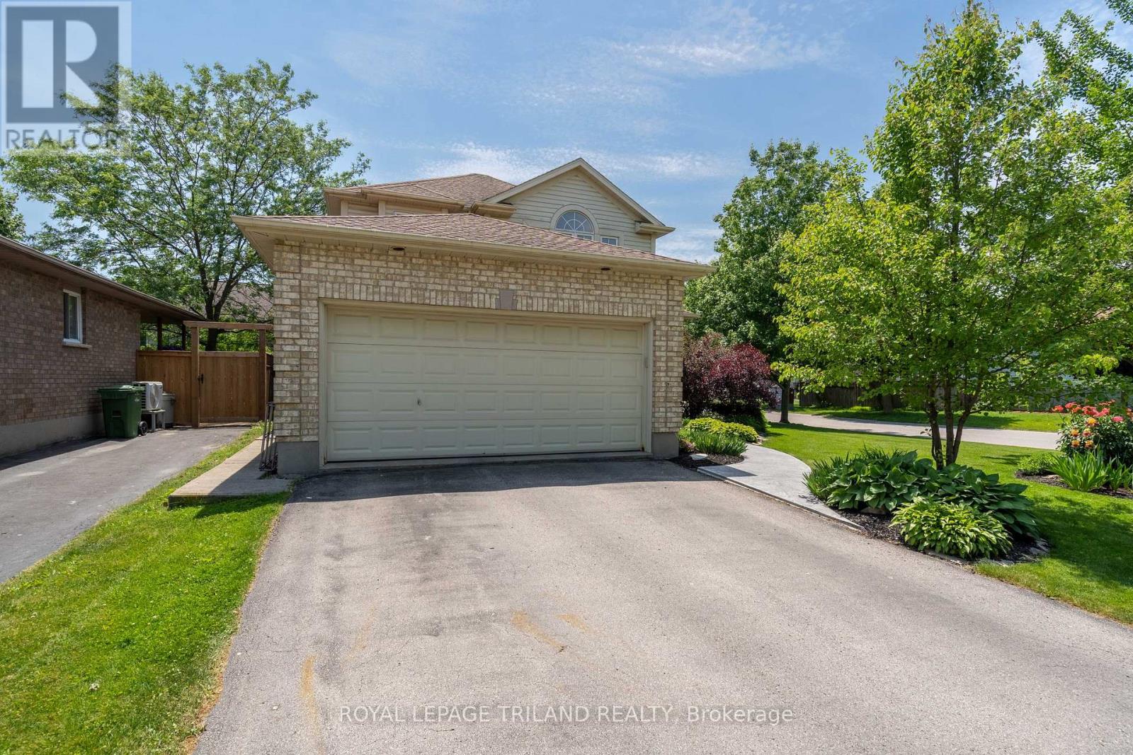 18 SIFTON DRIVE - 2