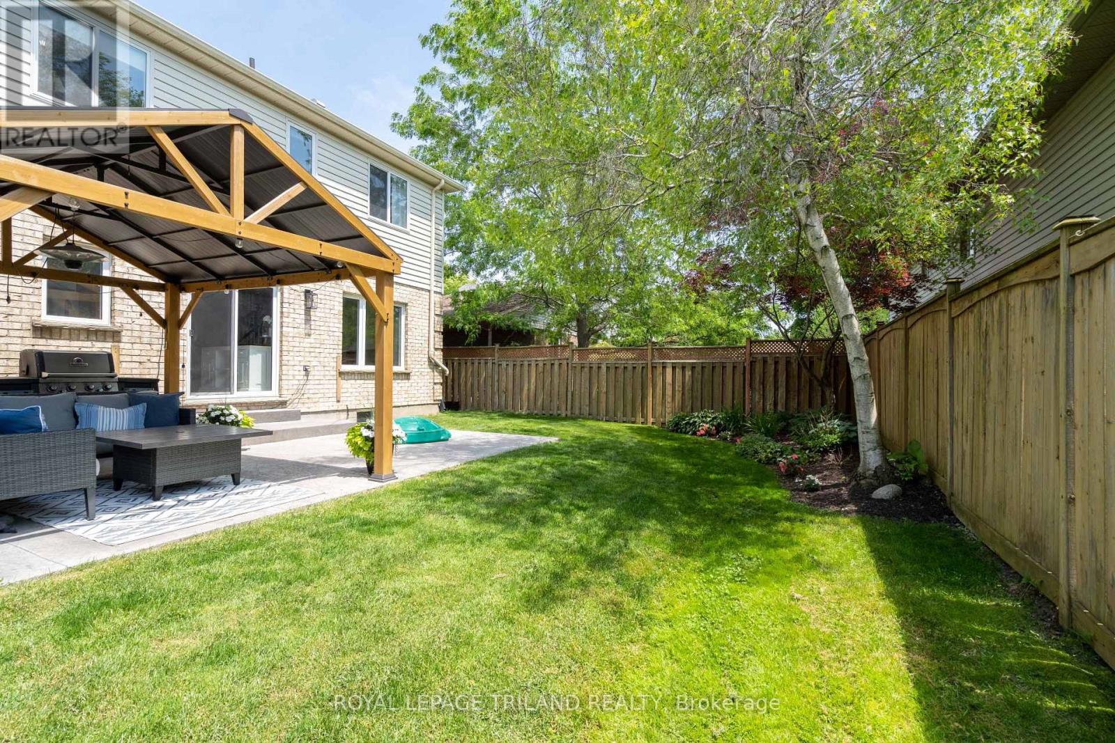 18 SIFTON DRIVE - 35
