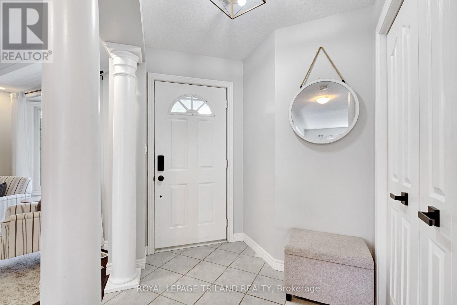 18 SIFTON DRIVE - 4