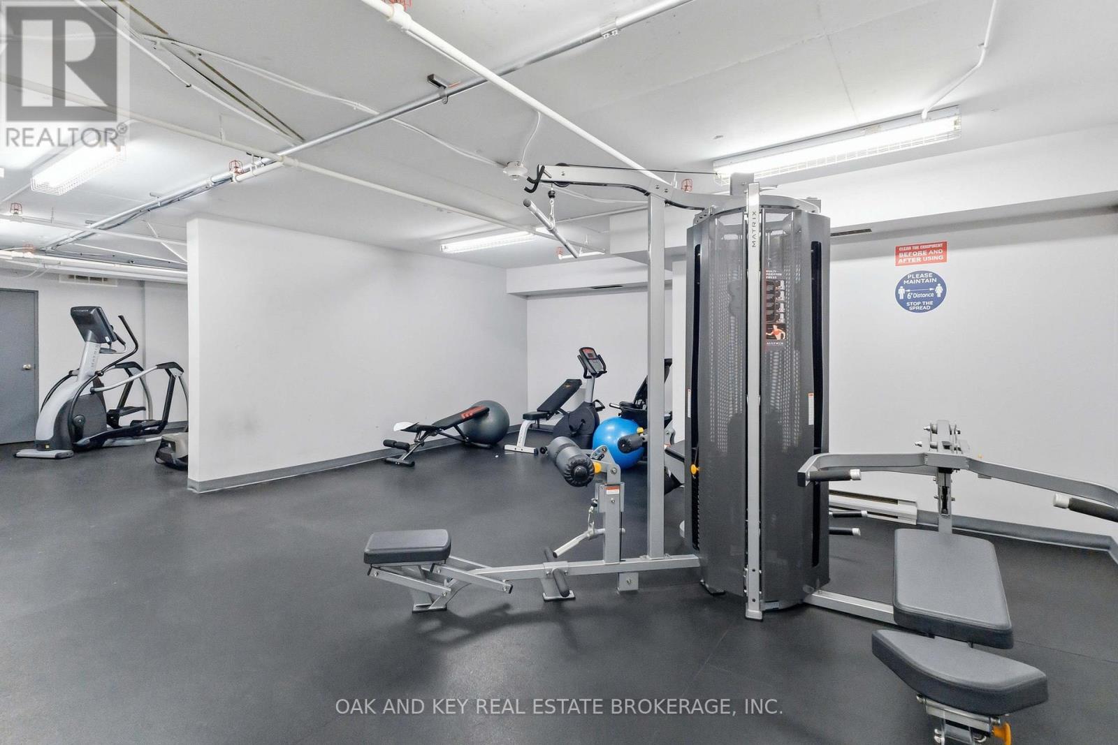 #804 155 KENT STREET - 26