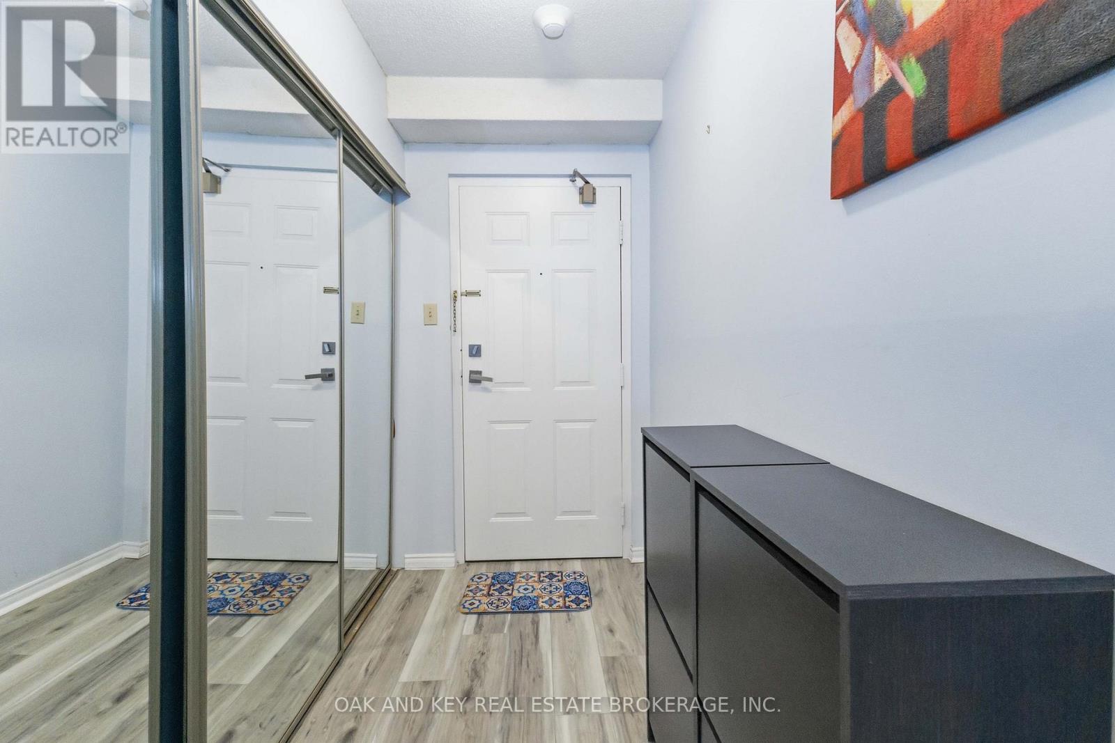 #804 155 KENT STREET - 6