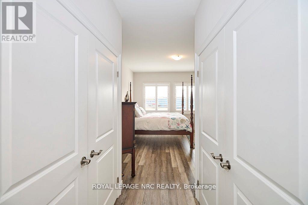 3806 RYAN AVENUE - 23