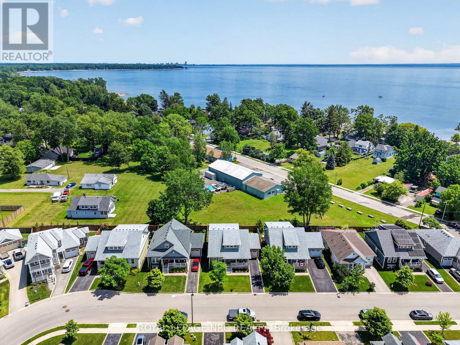 3806 RYAN AVENUE - 44
