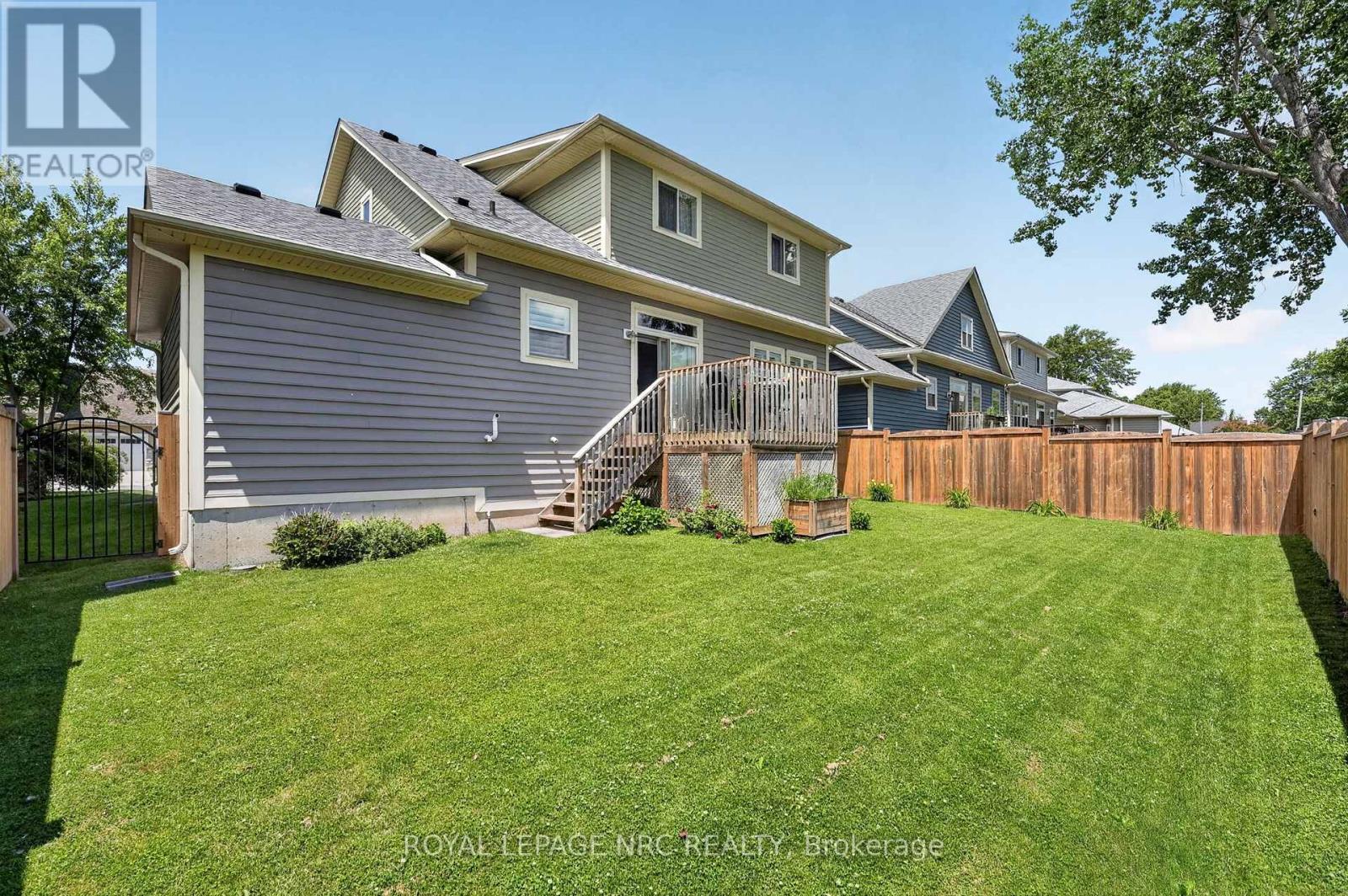 3806 RYAN AVENUE - 39