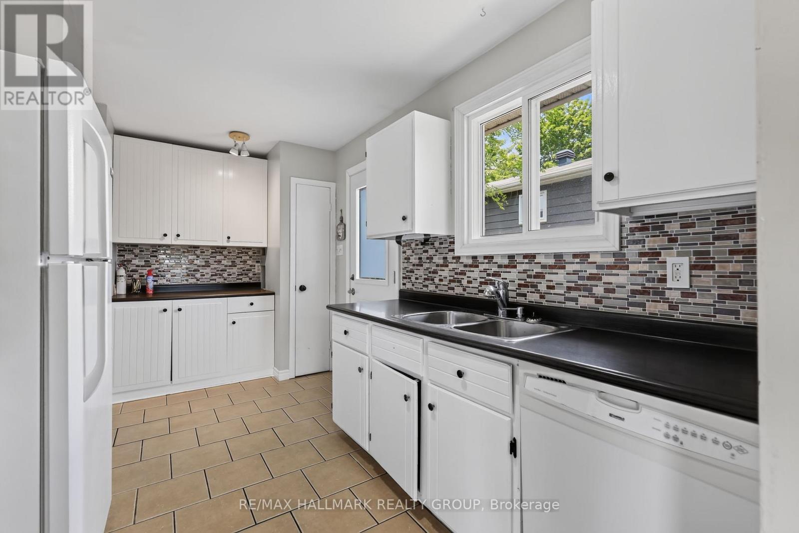 460 PATTIE DRIVE - 10