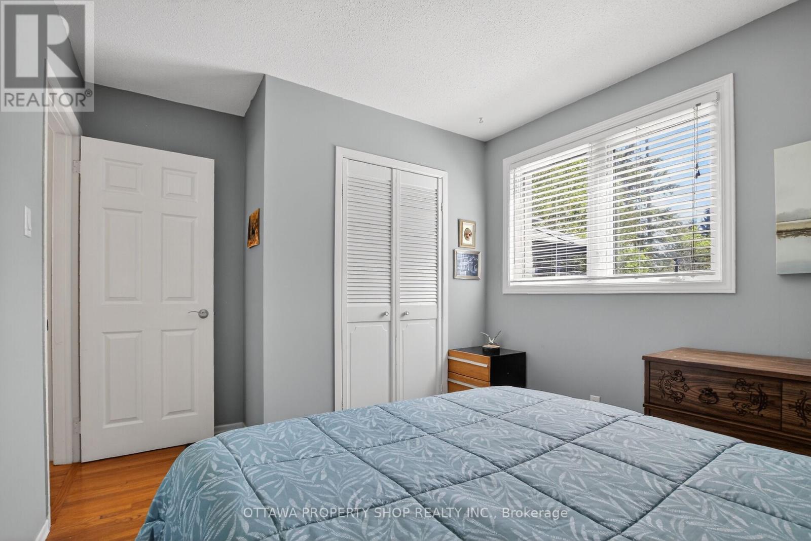 49 COUNTRY LANE - 19