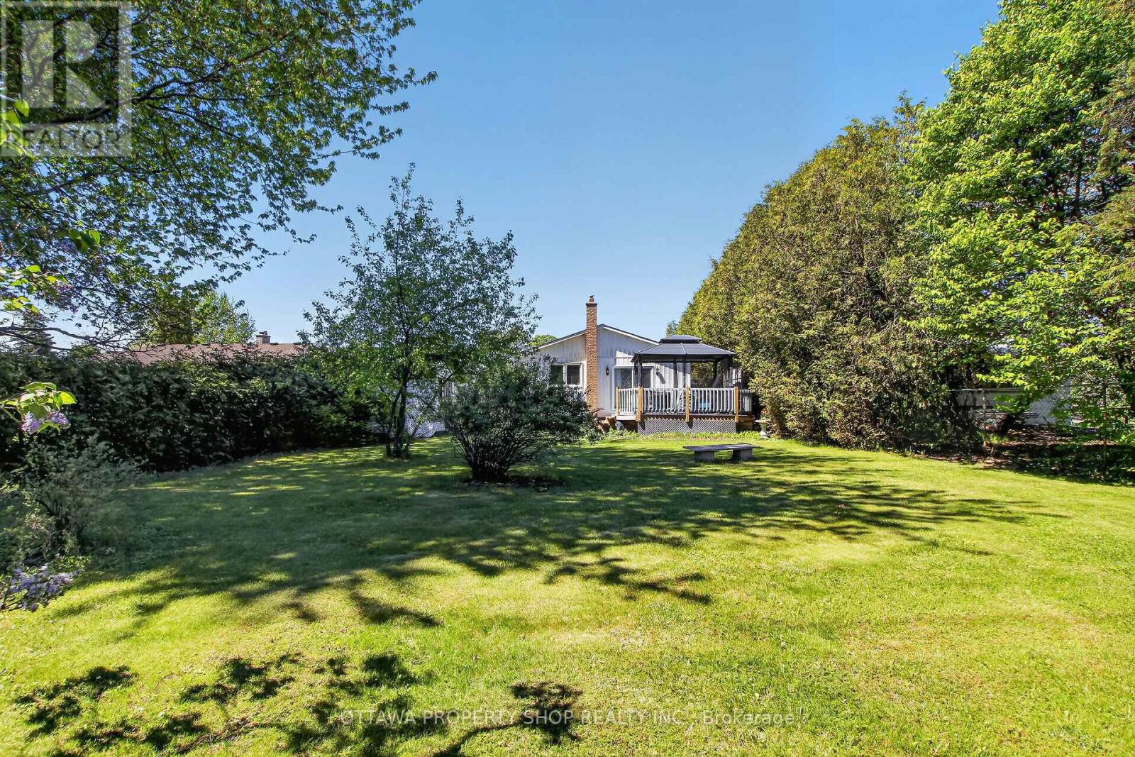 49 COUNTRY LANE - 30