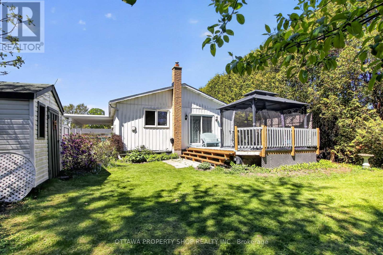 49 COUNTRY LANE - 31