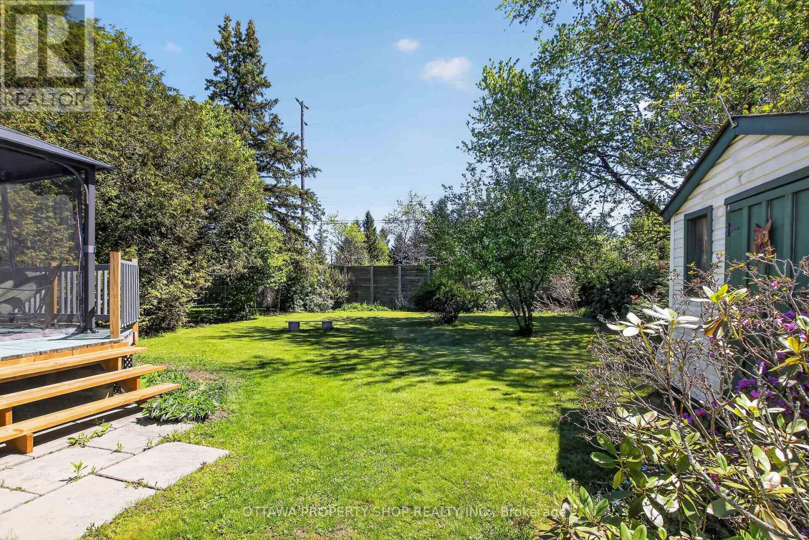 49 COUNTRY LANE - 33