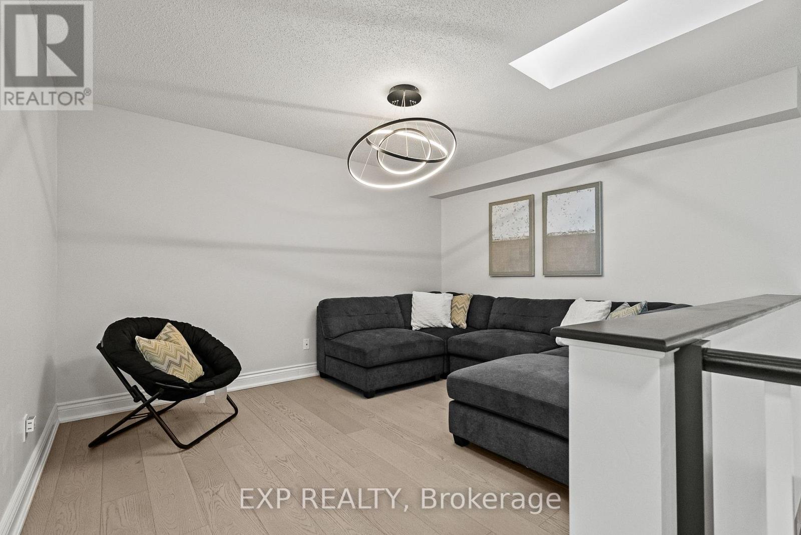 112 REDCLIFF AVENUE - 22