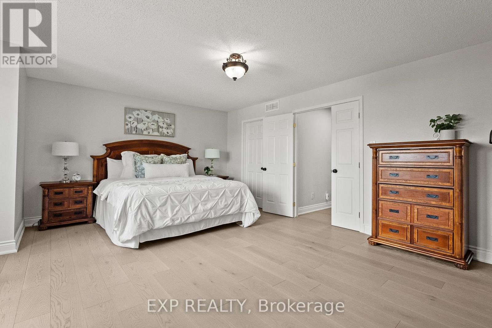 112 REDCLIFF AVENUE - 24