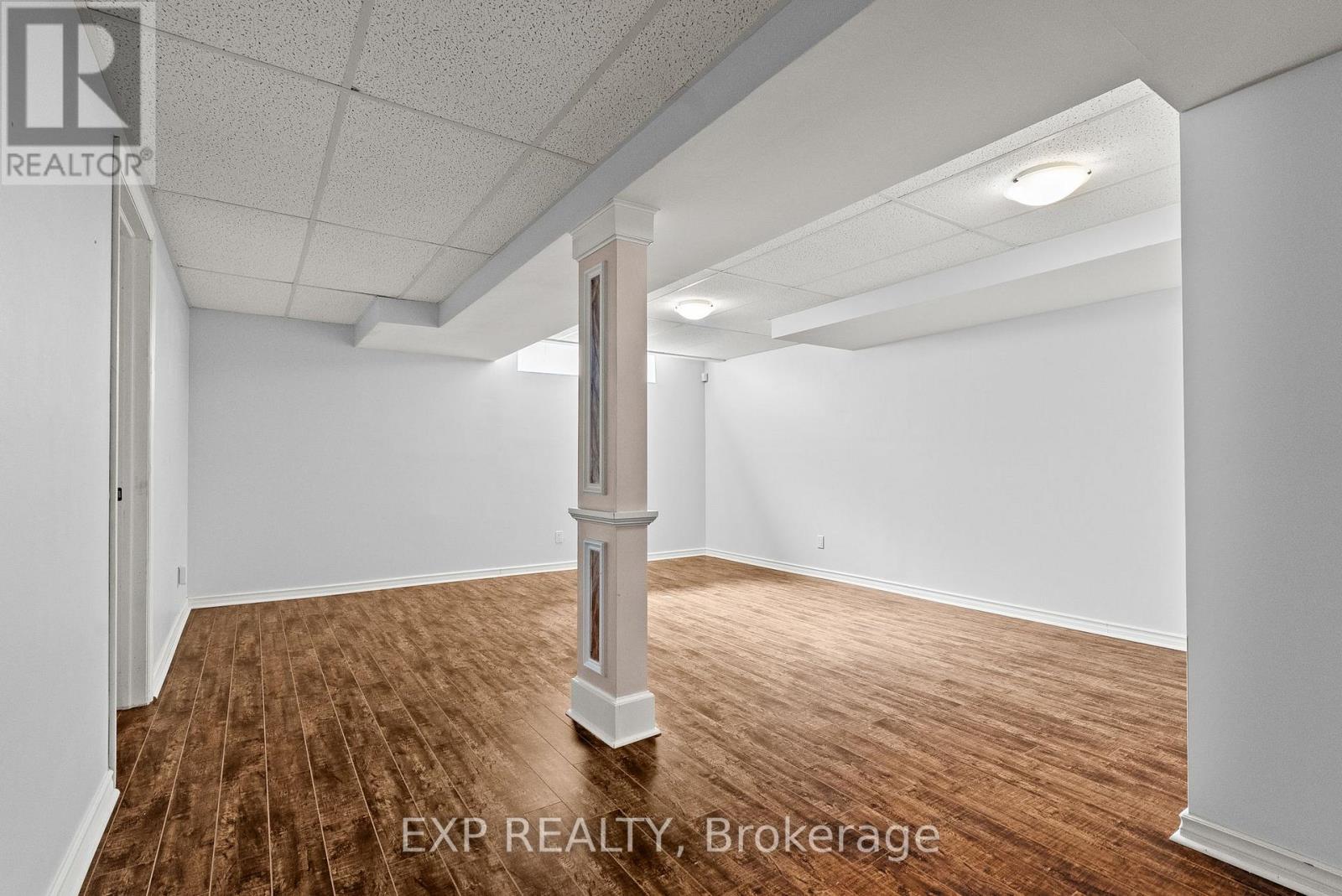 112 REDCLIFF AVENUE - 35