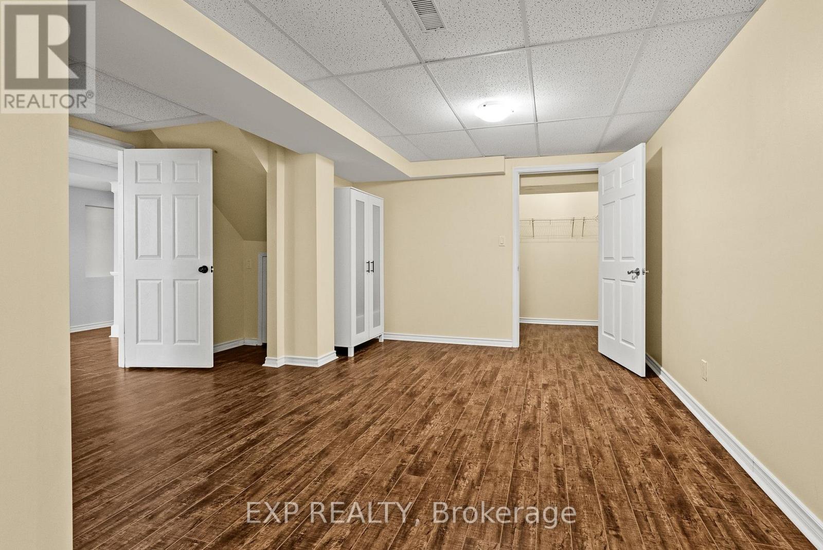112 REDCLIFF AVENUE - 38