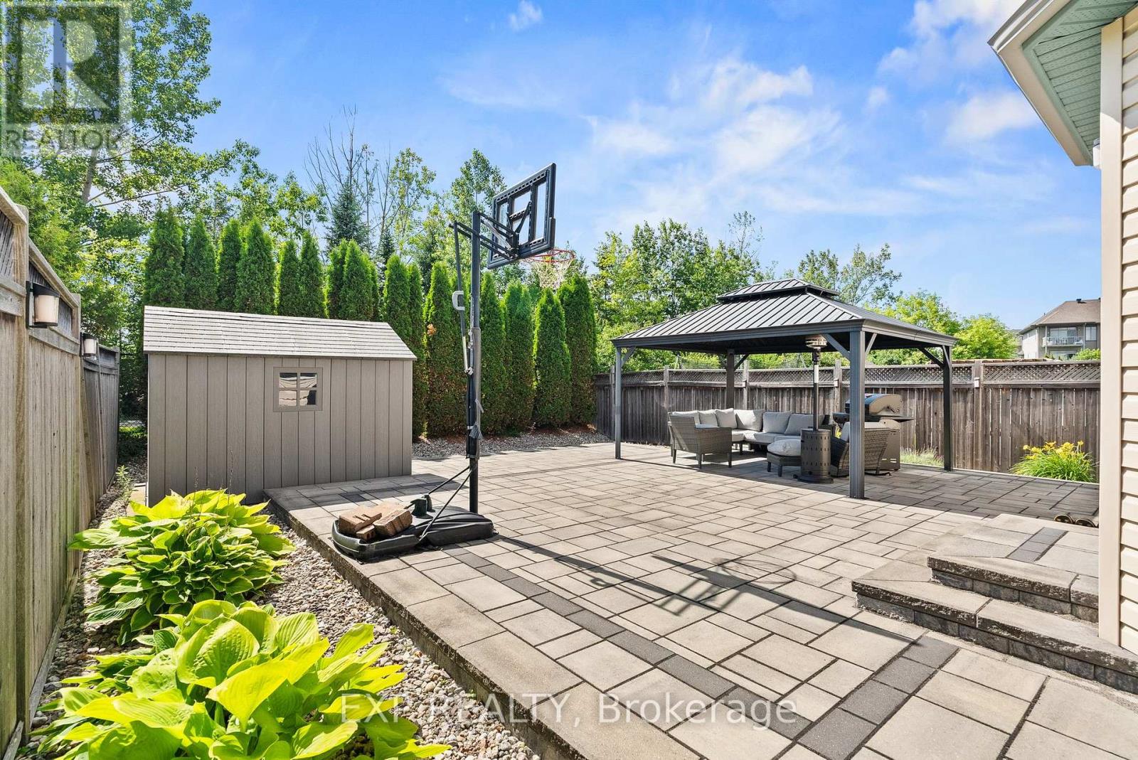 112 REDCLIFF AVENUE - 40