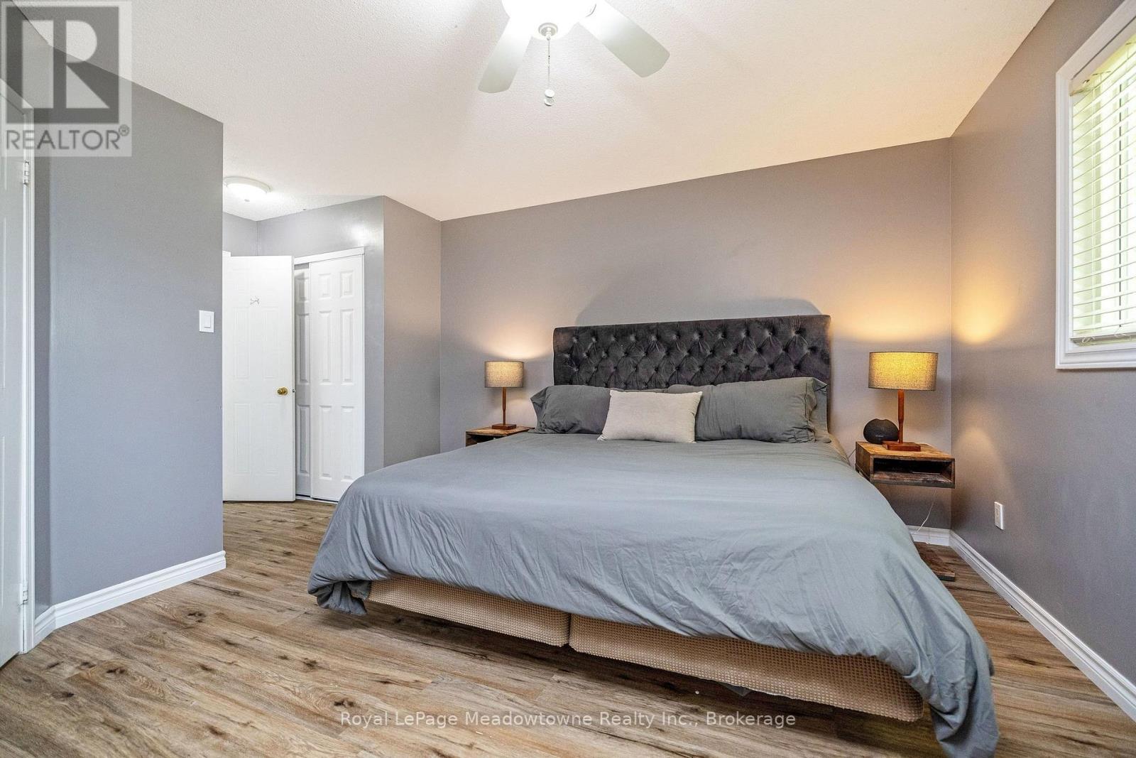 #40 2960 HEADON FOREST DRIVE - 17