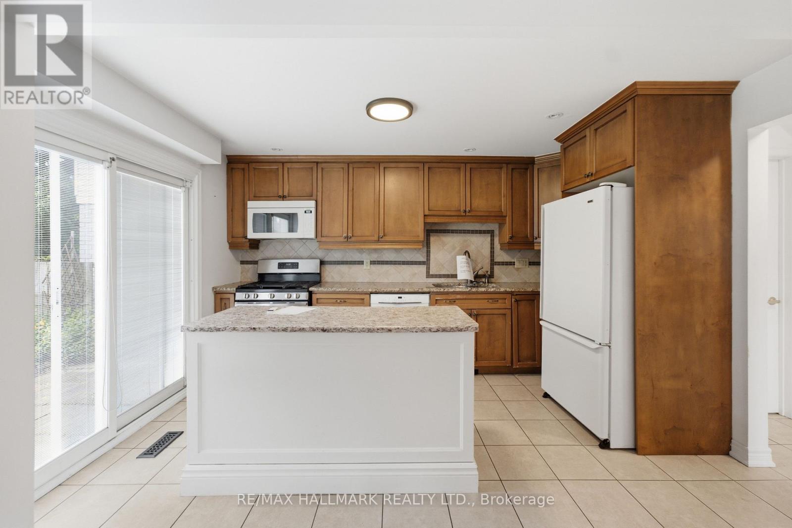 2 MANGROVE ROAD - 12