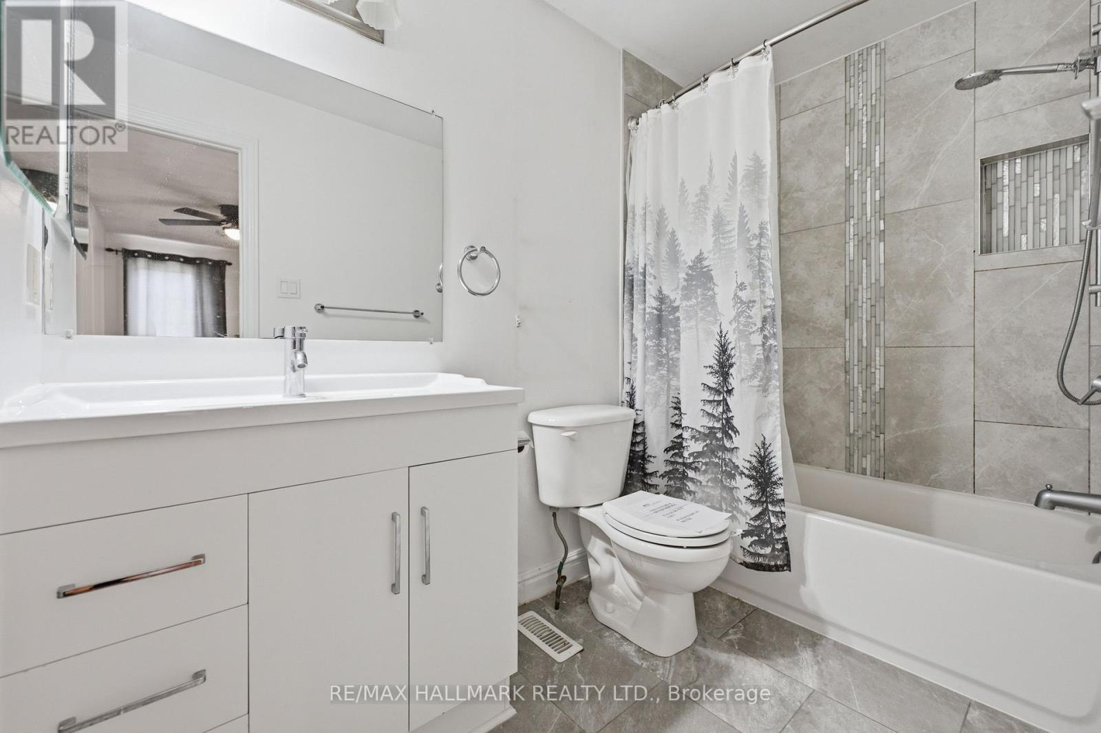 2 MANGROVE ROAD - 30