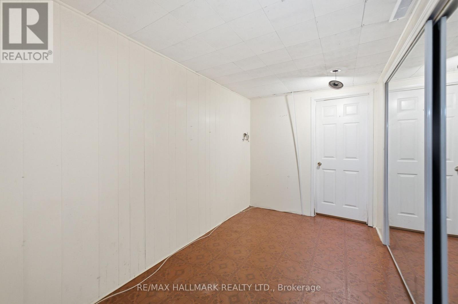 2 MANGROVE ROAD - 36