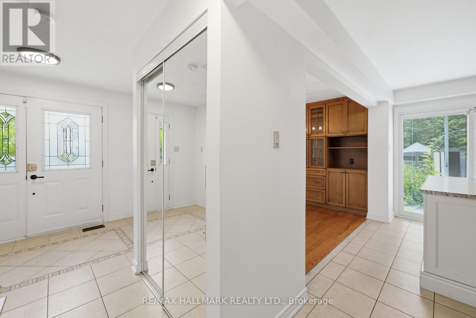 2 MANGROVE ROAD - 37