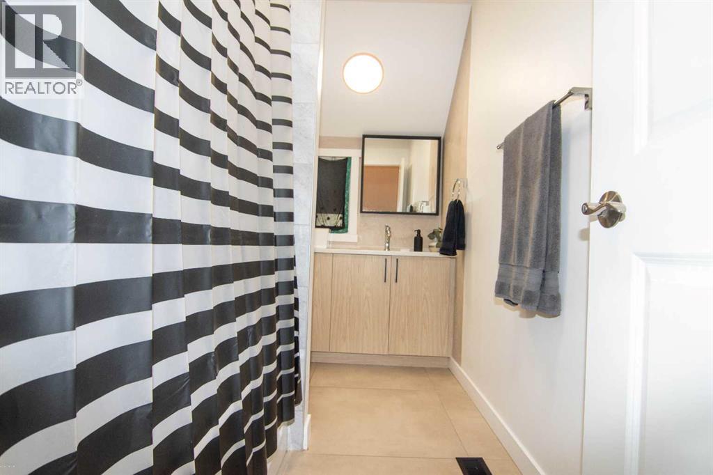 235 Avonburn Road SE - 18