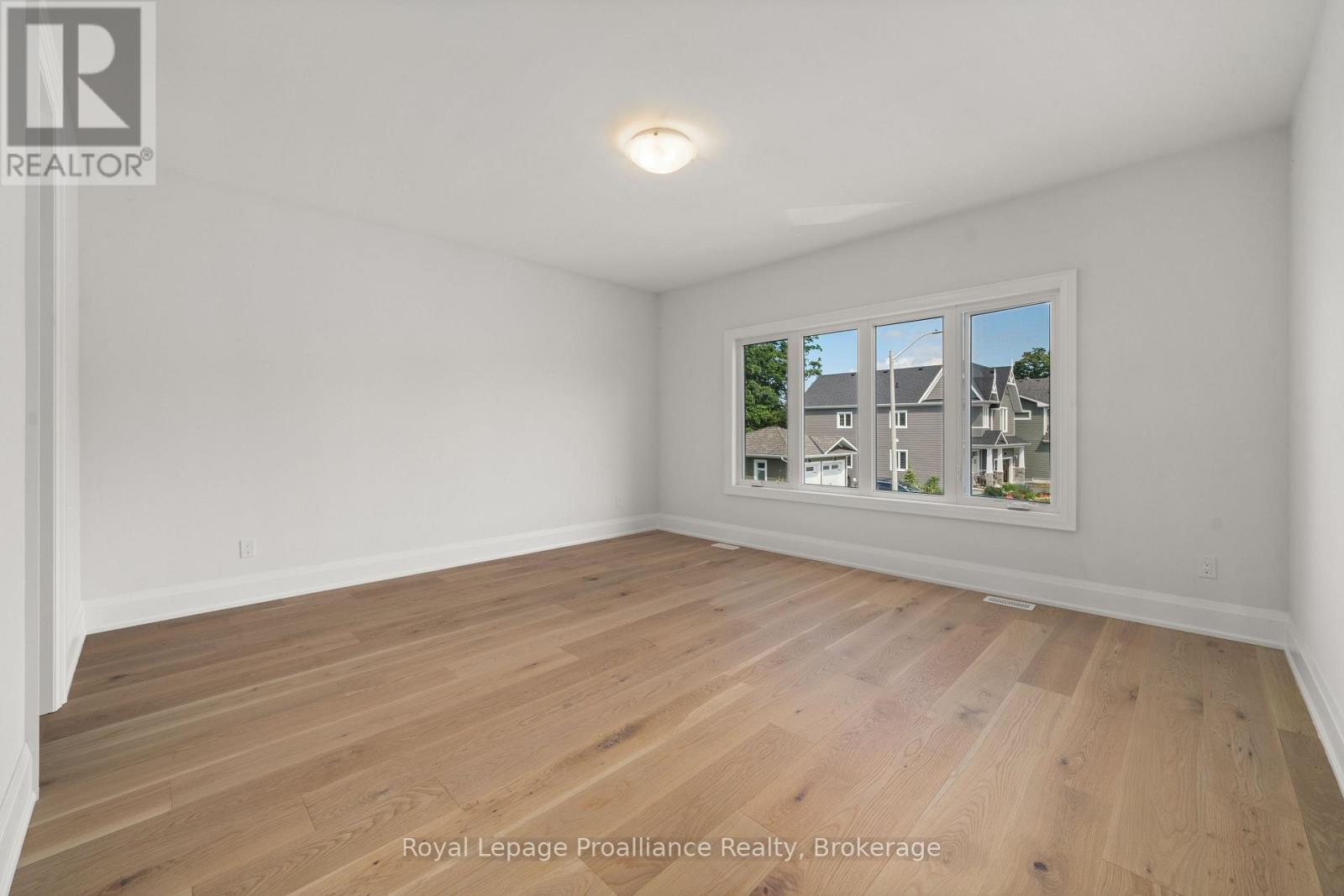 19 TWELVE TREES COURT - 33