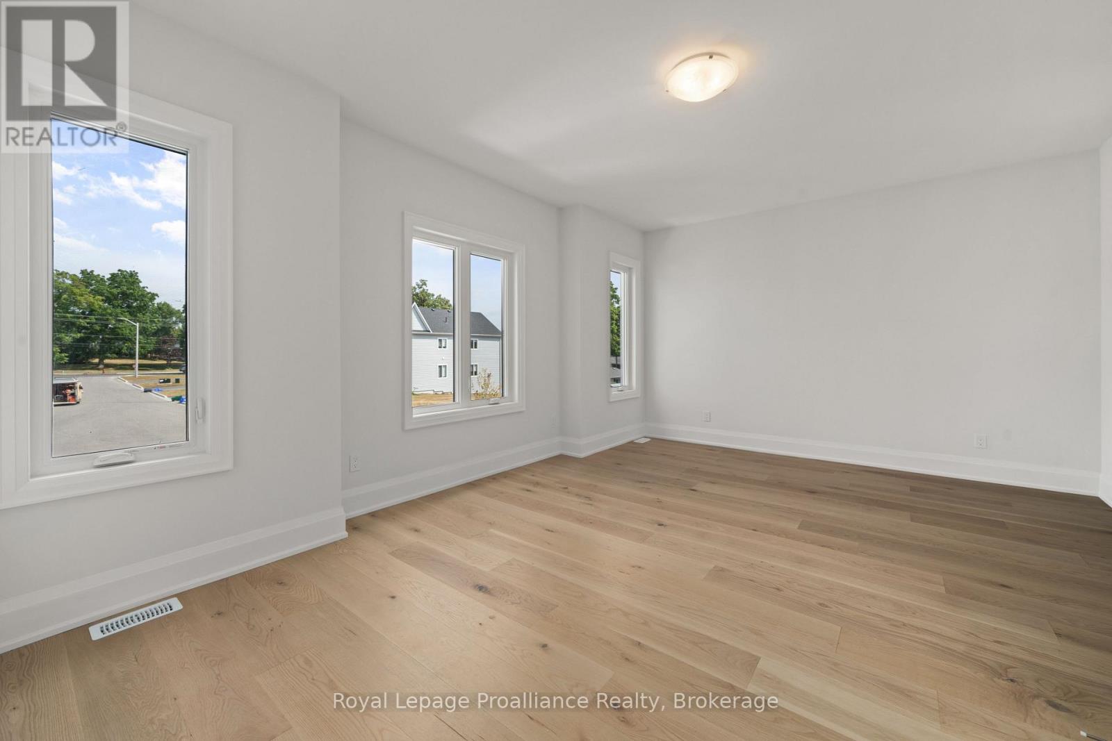 19 TWELVE TREES COURT - 36