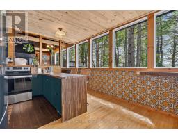 1053 East Walker Lake Drive, Lake Of Bays, ON P1H2J6 Photo 10