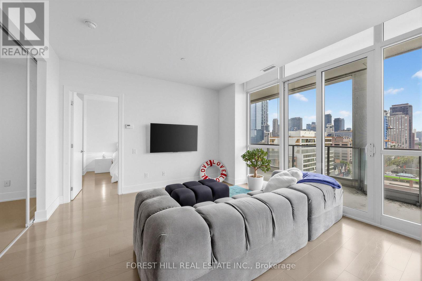 #1101 170 AVENUE ROAD - 12