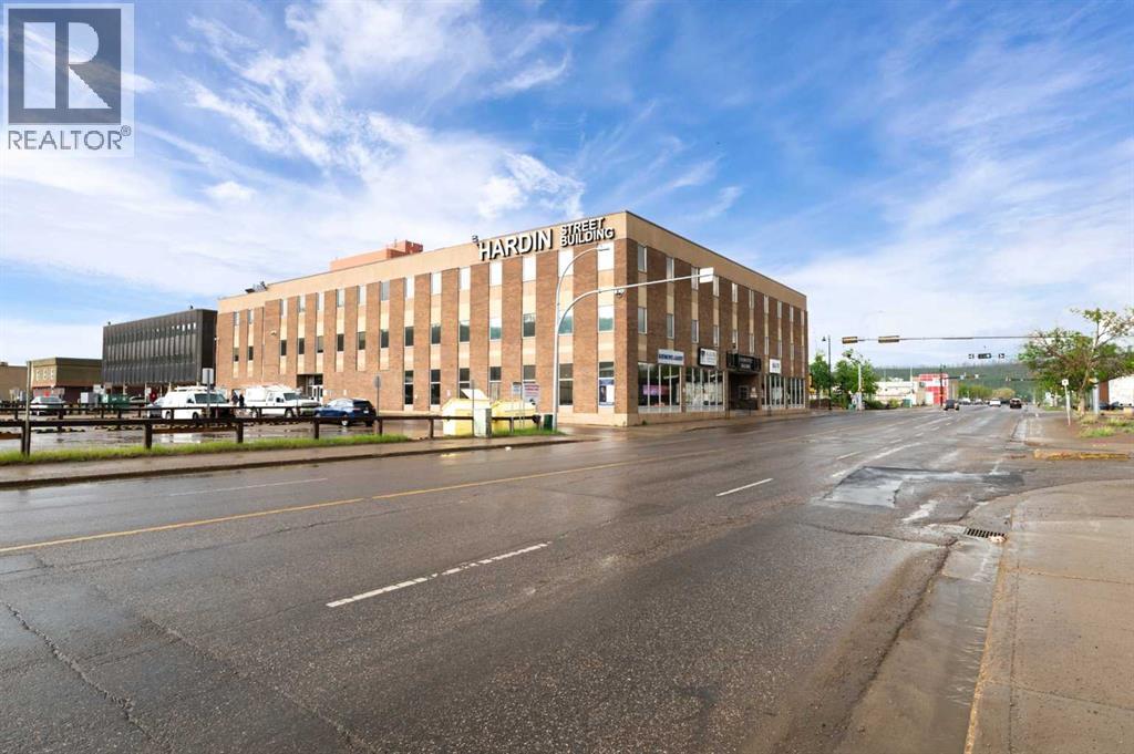 9816 Hardin Street, Fort McMurray