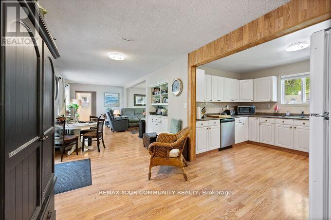 781 EDWARD STREET - 12
