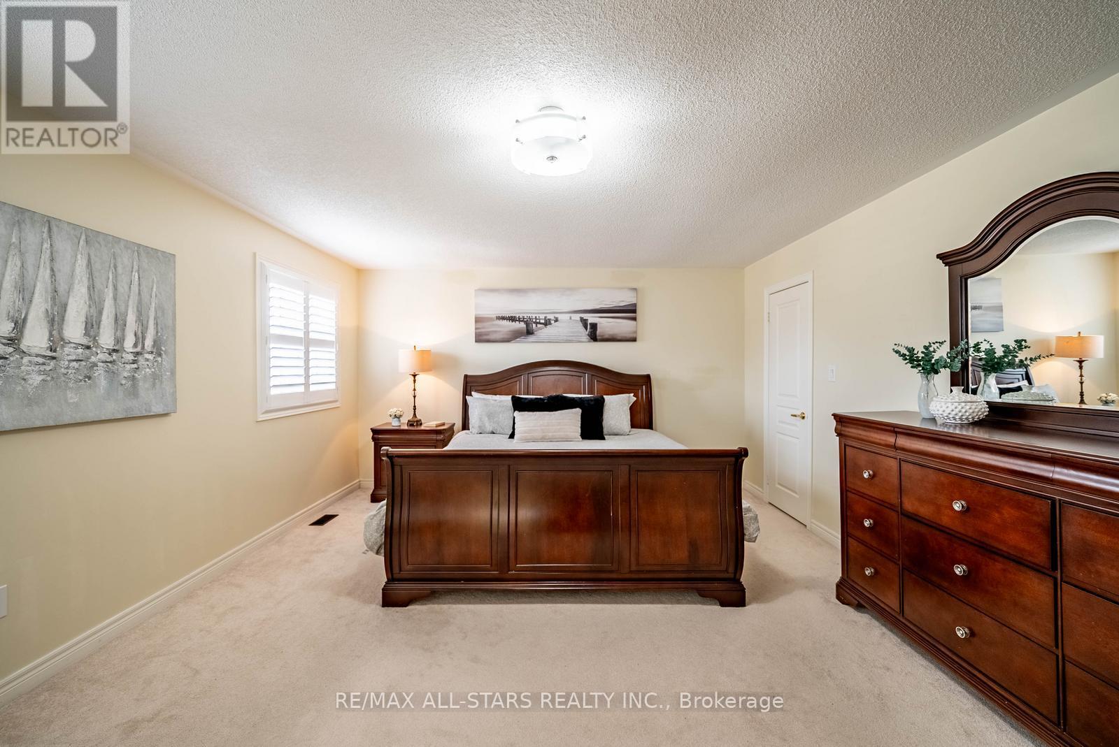 135 GLAD PARK AVENUE - 22